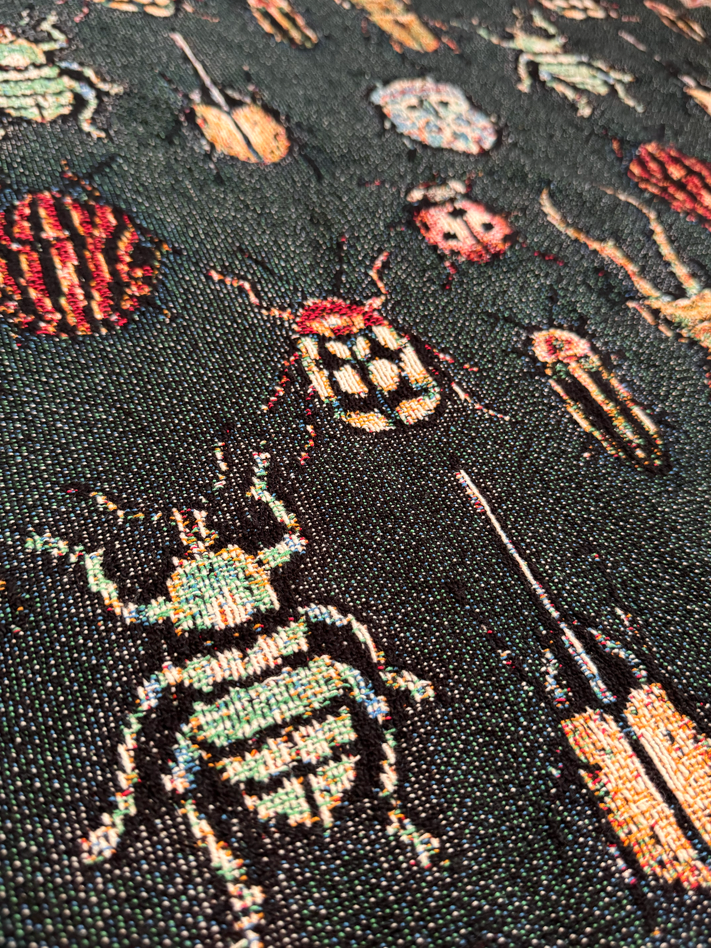Beetle Woven Blanket Dark